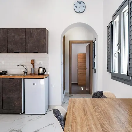 Aerial Apartment *
