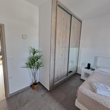 Apartment Aerial Karterados (Santorini)