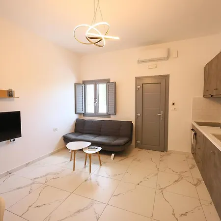 Aerial Apartment *